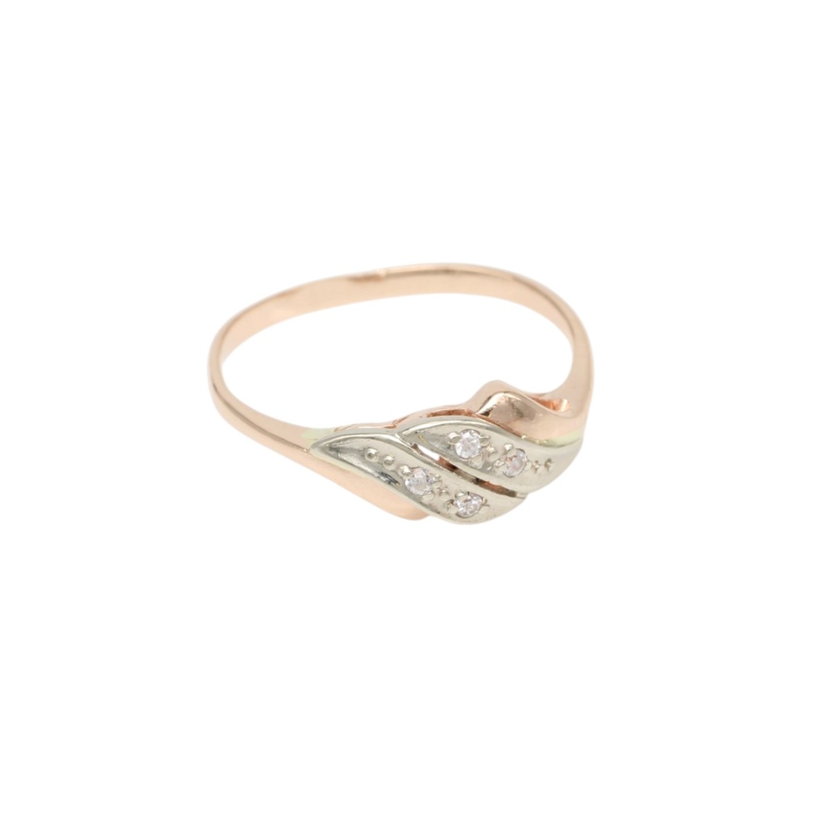 30ae8a39ad80525b9942cdf87e0dd465jpg - Mezola OÜ Two-tone twisted-band ring in rose gold with small diamonds along the curve