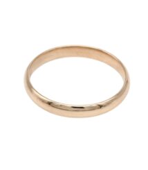Plain gold wedding band with a smooth, polished surface