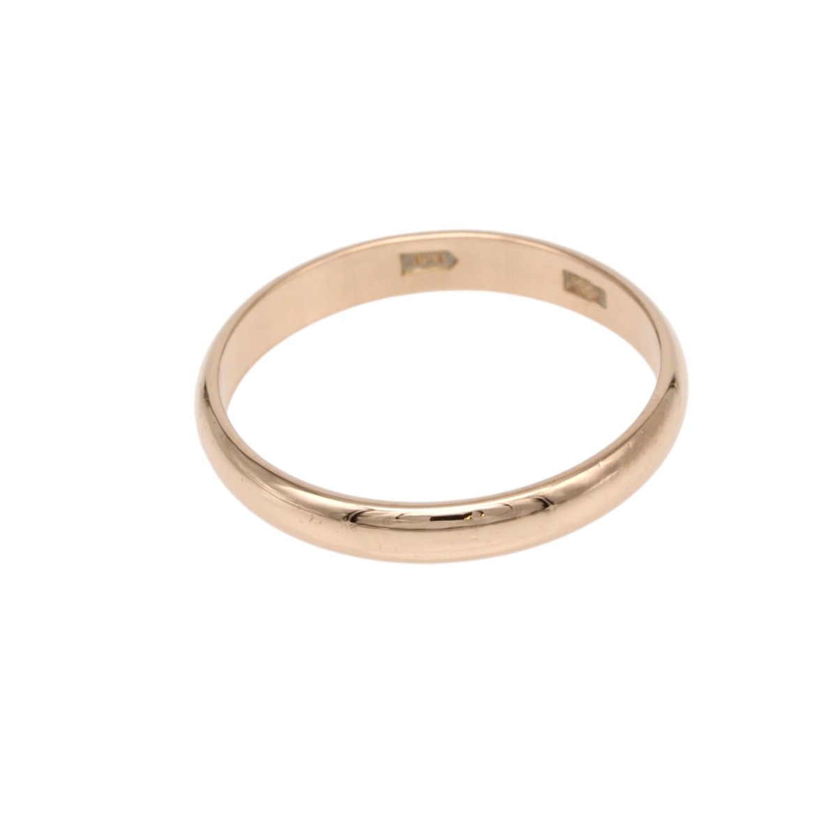 cd9e25aa342f965ea033214efffad743jpg - Mezola OÜ Plain rose-gold wedding band with a smooth, polished finish used as a simple ring placeholder or wedding band