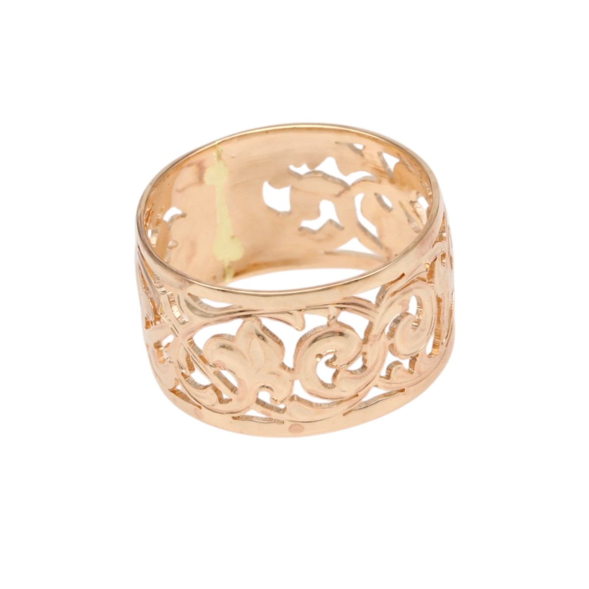 d3047b23fc1c04c4d87bff7551120476jpg - Mezola OÜ Rose gold ring with an intricate openwork scroll design along the band.