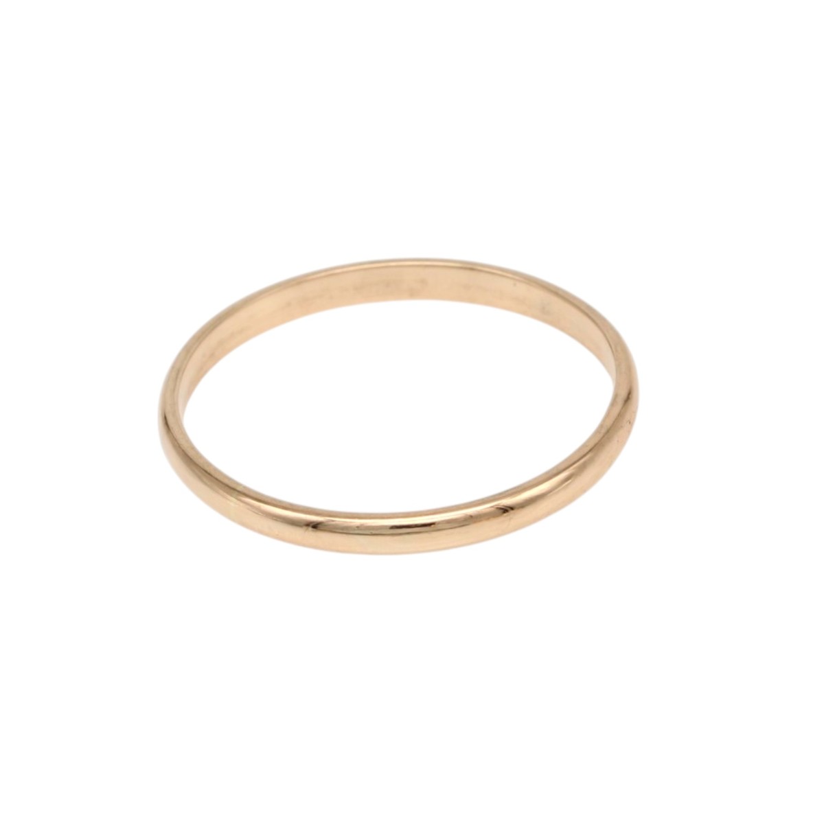 ff706c890ac5f08dfd1e8c1c67dd9e65jpg - Mezola OÜ Plain gold wedding band on a white background, smooth polished finish